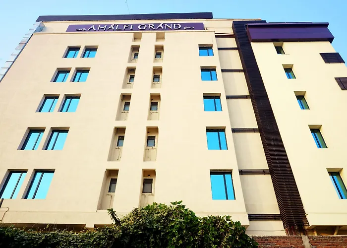 Amalfi Grand Hotel Patna 